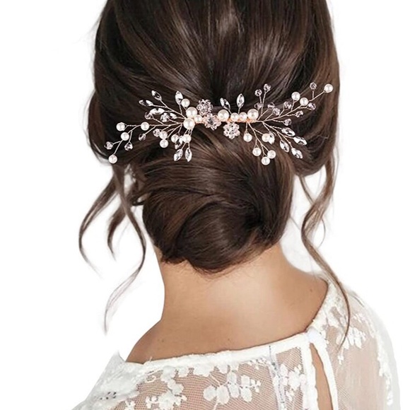 Accessories - NWT - Beautiful womens/girls gold tone hair comb w/simulated pearls & crystals!
